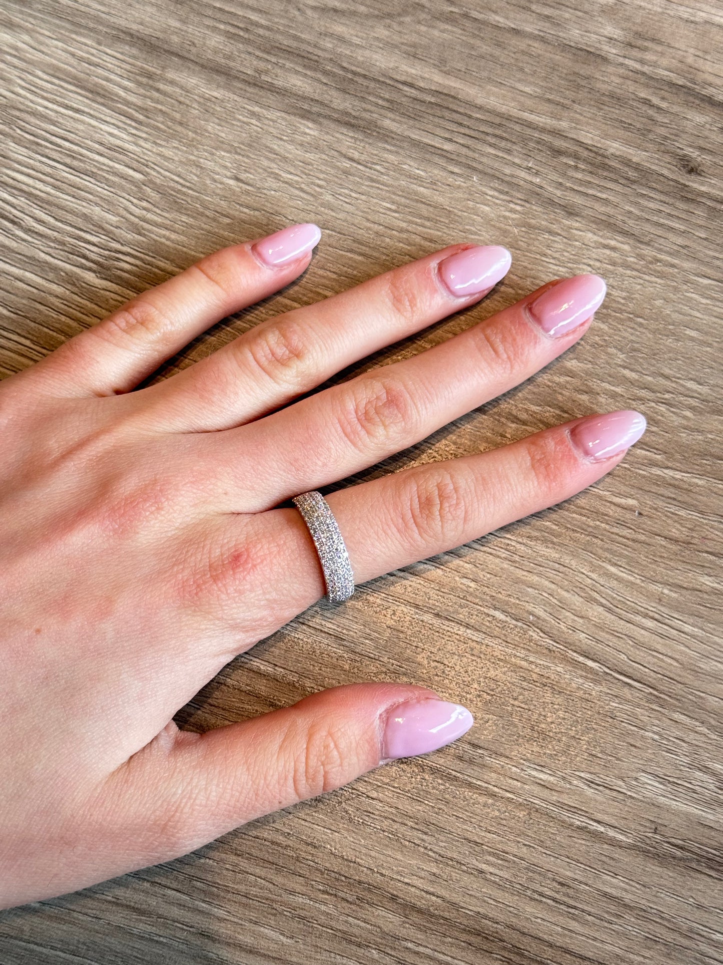 1.10 CTW Pavé Half Eternity Band
