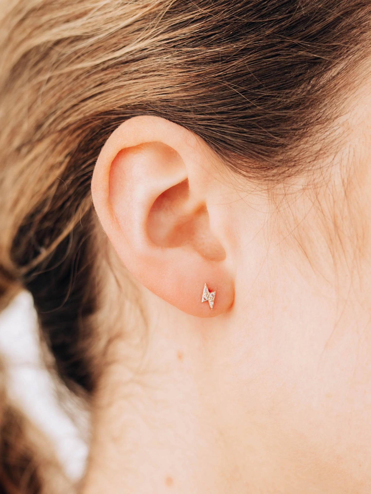 Aztec Bolt Stud Single